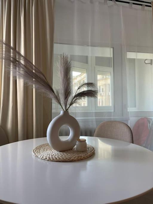 Glow - Downtown Charm Apartament
